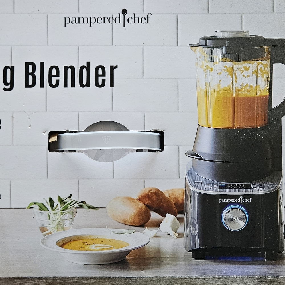 Pampered Chef  Delux Cooking Blender
